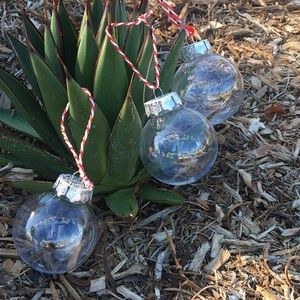Clear ornaments can be personalized